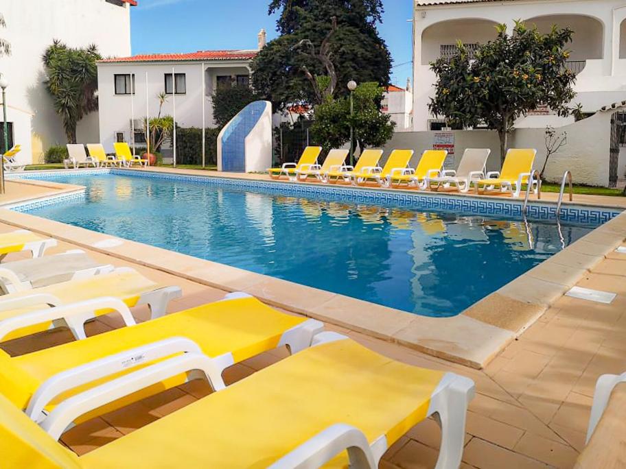 Apartamentos Pedro by Bedzy room 3